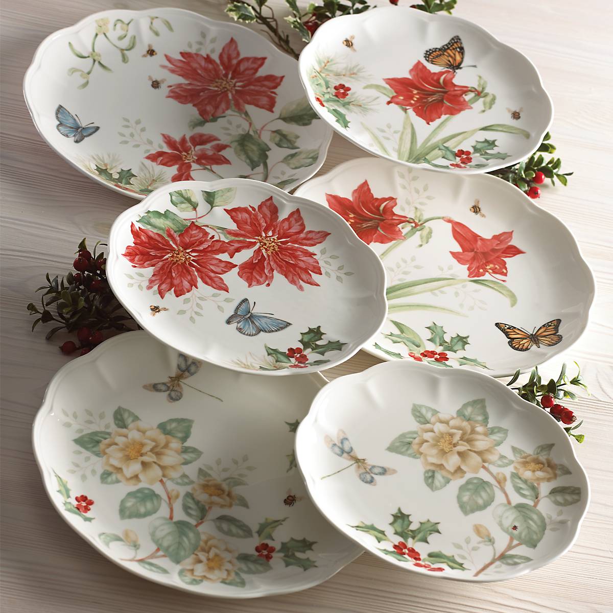 Butterfly Meadow Holiday 18-Piece Dinnerware Set